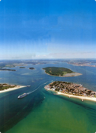 Marina Marbella muda de instalações